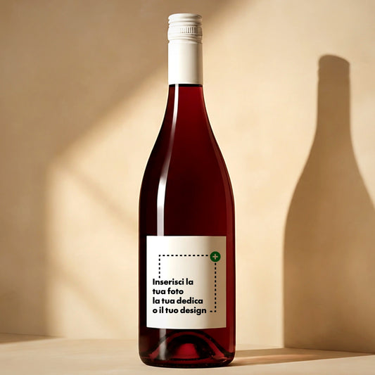 Bottiglia di vino rosso siciliano con etichetta personalizzabile